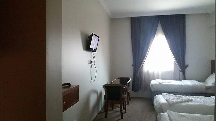 مكة Mawaheb Al Roudah Hotel